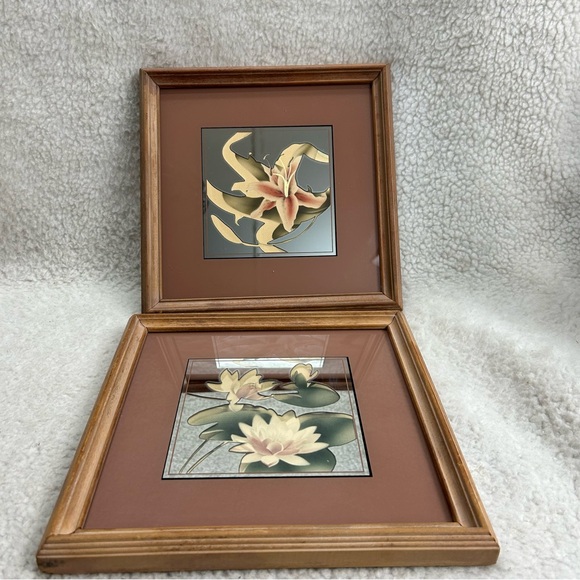 Vintage 90's wooden framed mirror mauve Lily & Lotus flower set 10" x 10" - Picture 9 of 11